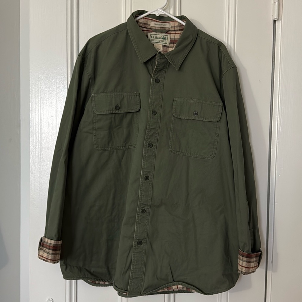 Men’s LLBean flannel lines hurricane shirt